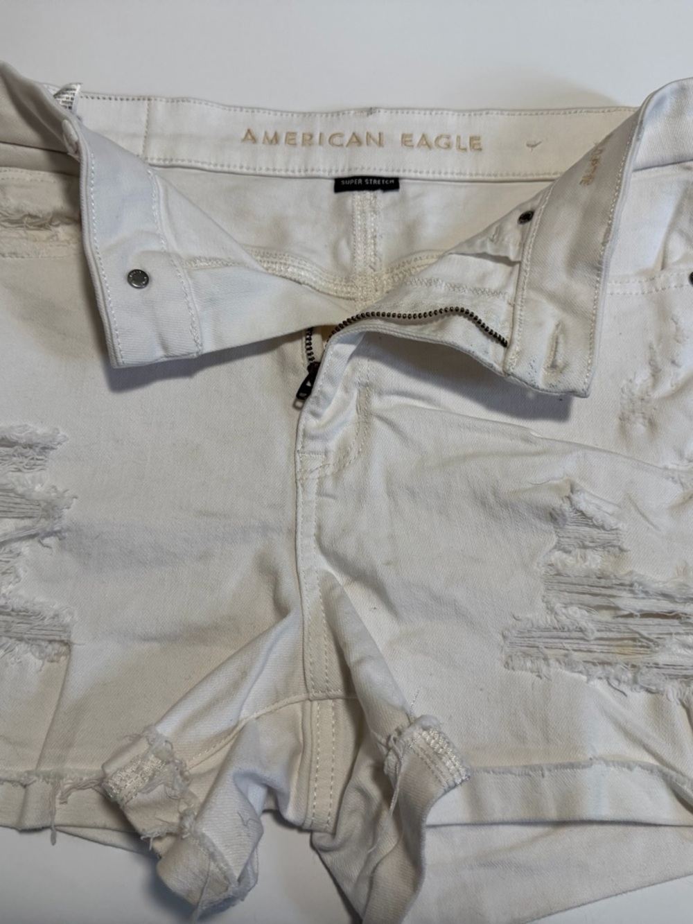 American Eagle Outfitters White Apparel Care Tag